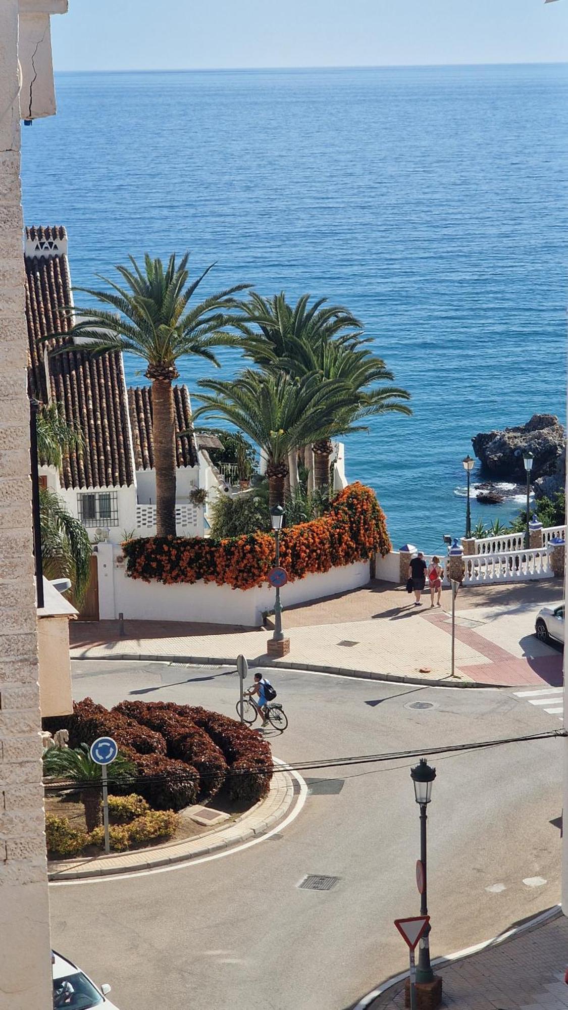 Apartamentos Latin Nerja Exterior foto