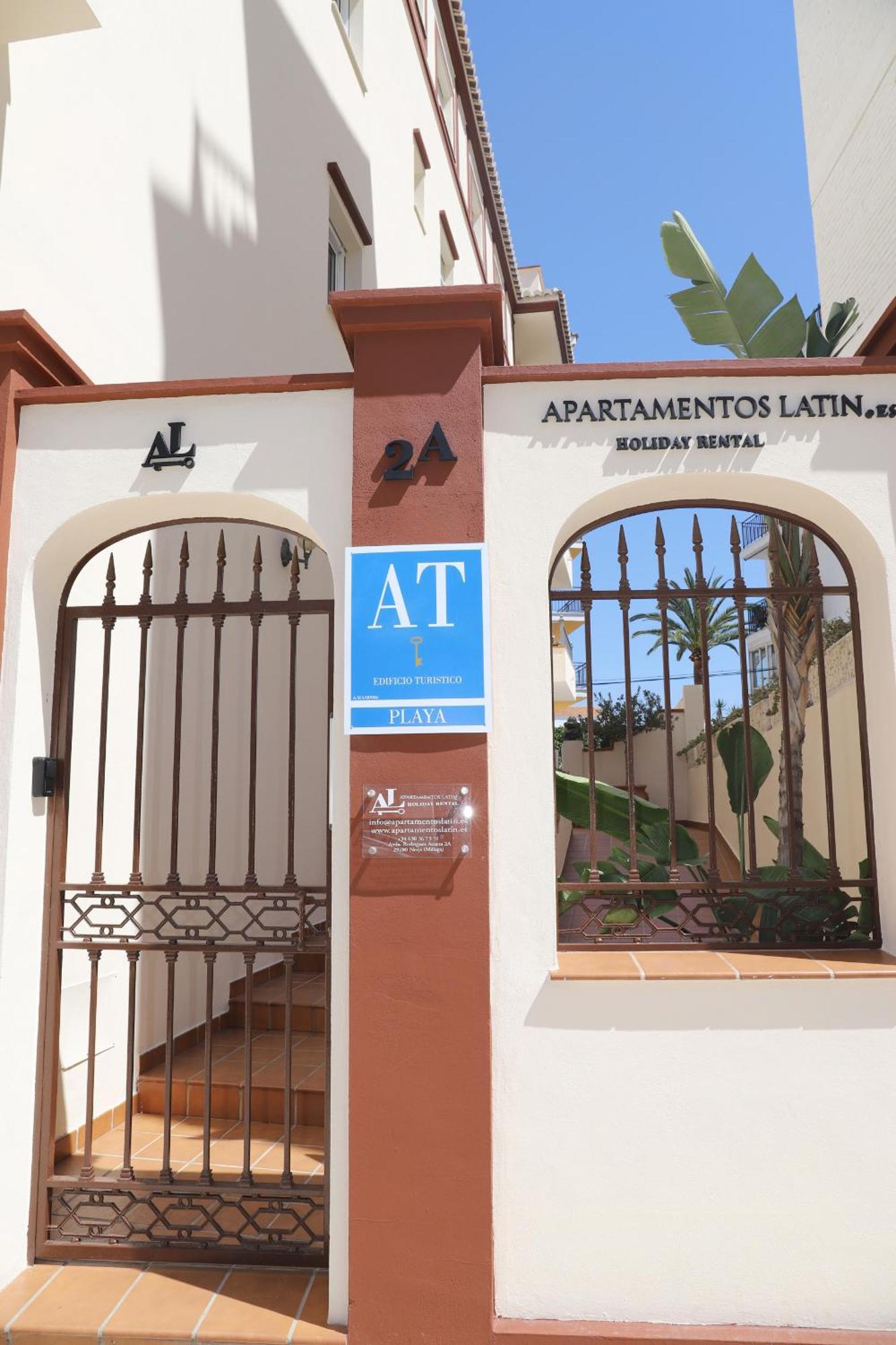 Apartamentos Latin Nerja Exterior foto