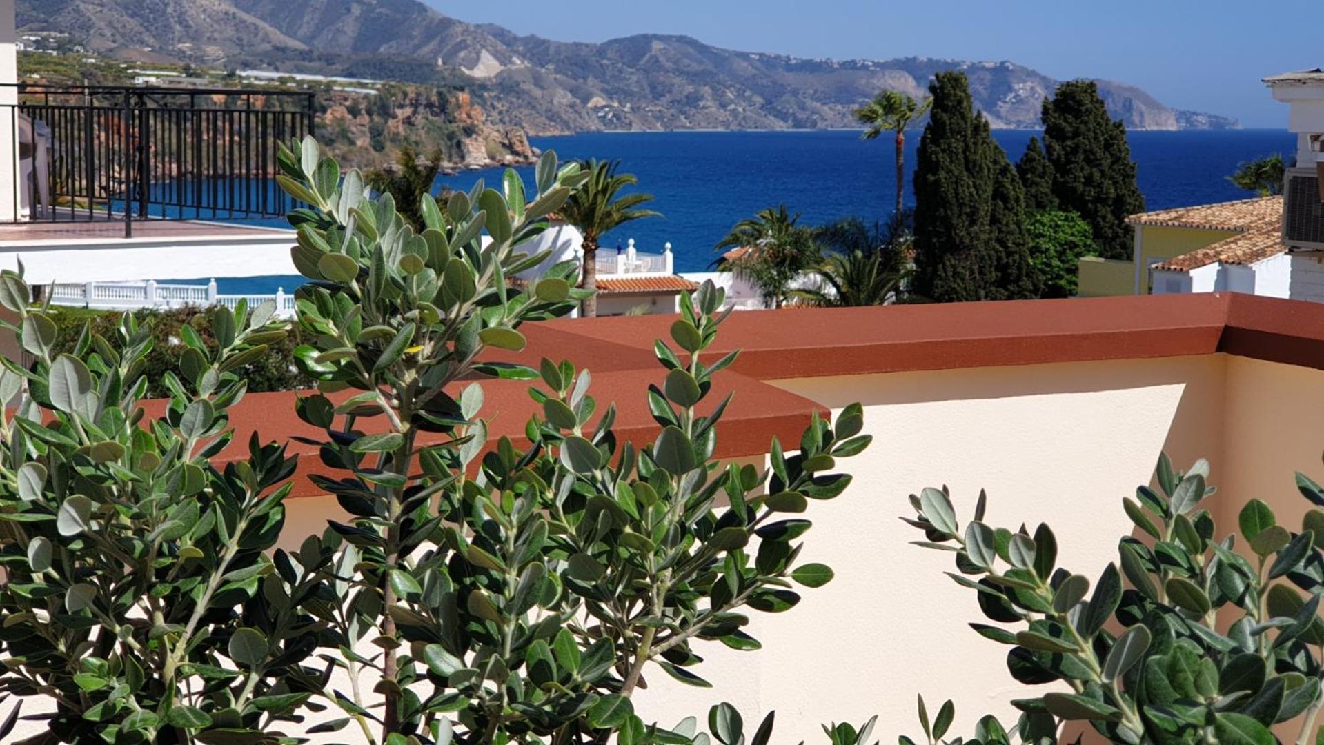 Apartamentos Latin Nerja Exterior foto