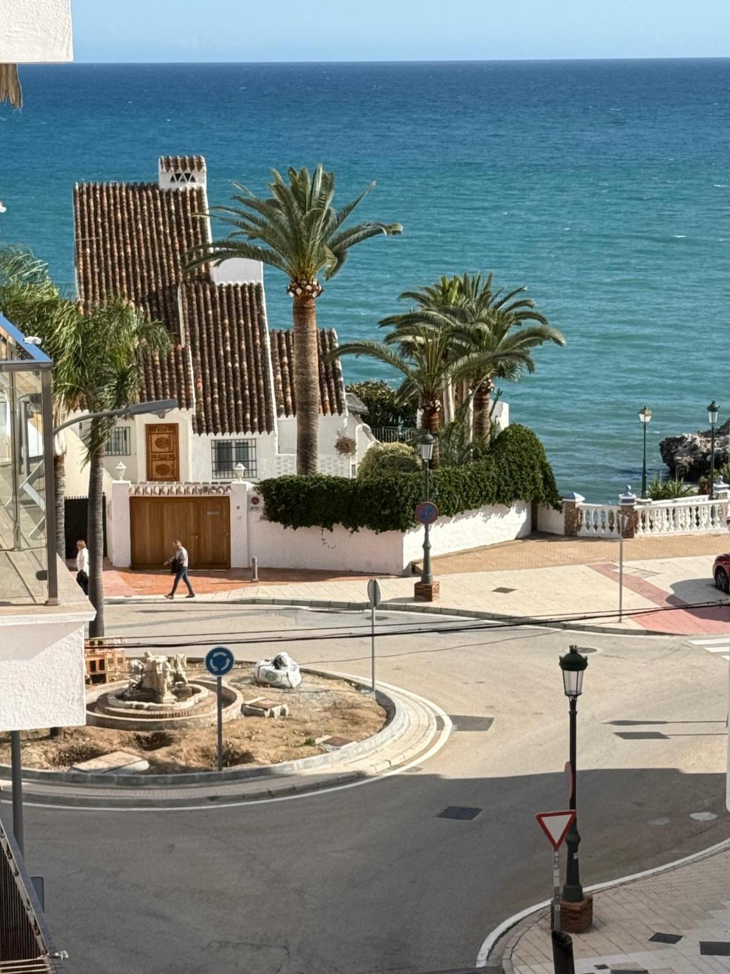 Apartamentos Latin Nerja Exterior foto